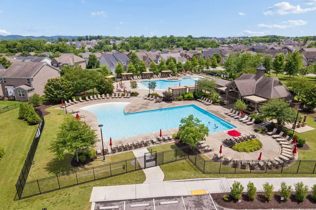 2005 Firtree Way Thompsons Station TN 37179