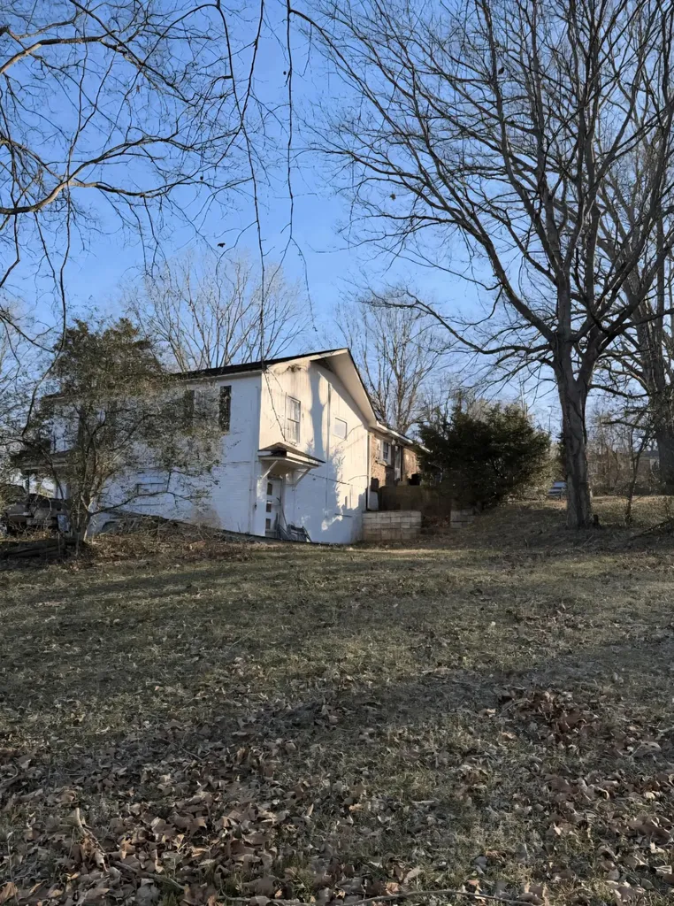 303 W Hardin Drive Columbia TN 38401