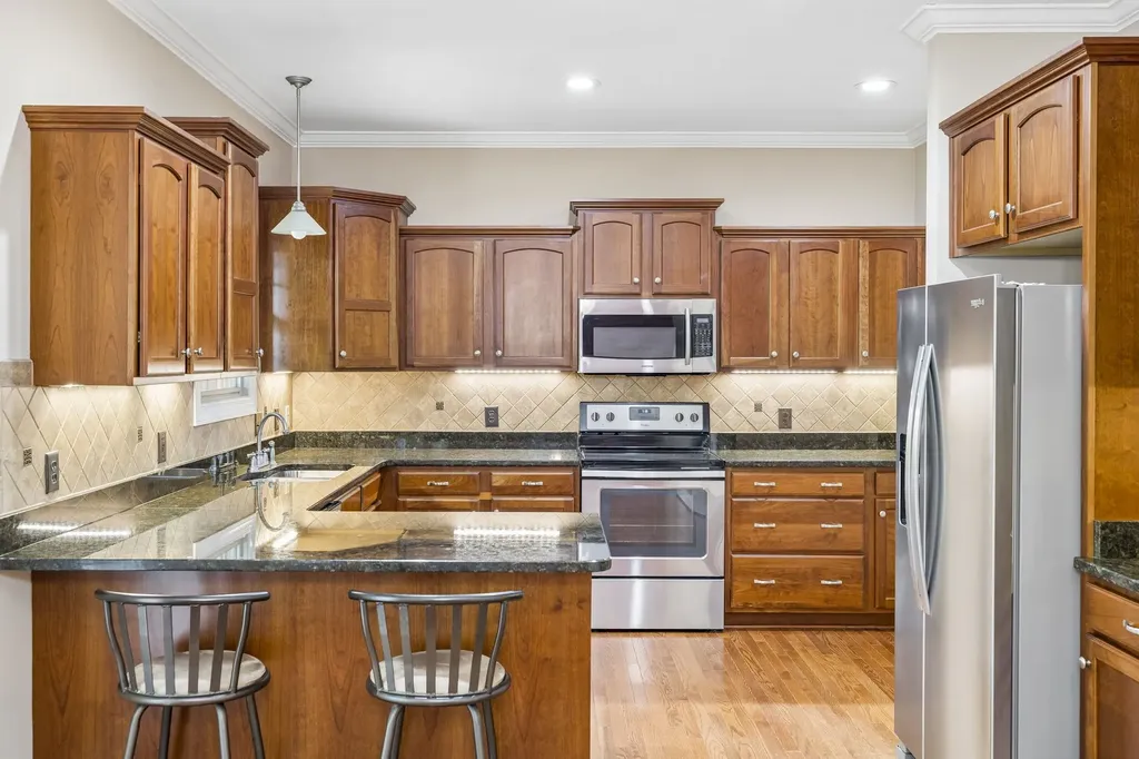 2010 Raven Crossing Mount Juliet TN 37122