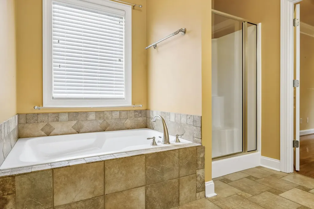 2010 Raven Crossing Mount Juliet TN 37122