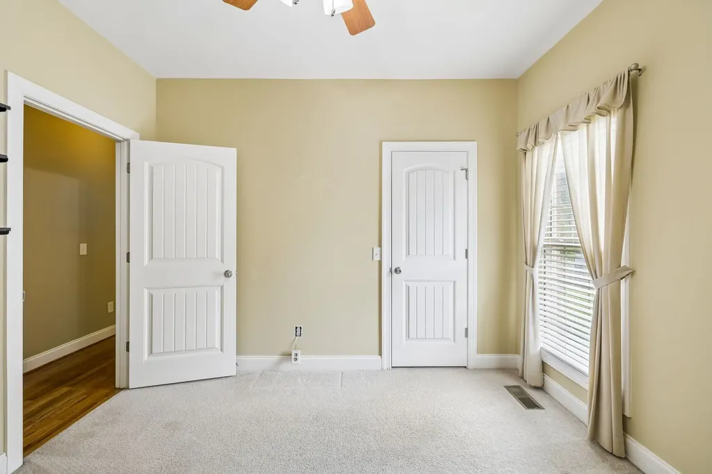 2010 Raven Crossing Mount Juliet TN 37122