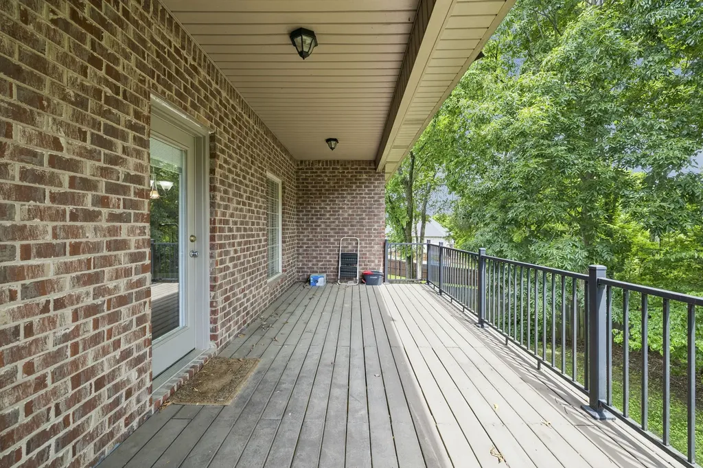 2010 Raven Crossing Mount Juliet TN 37122