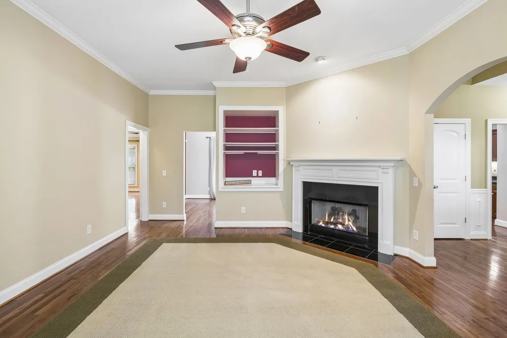 2010 Raven Crossing Mount Juliet TN 37122
