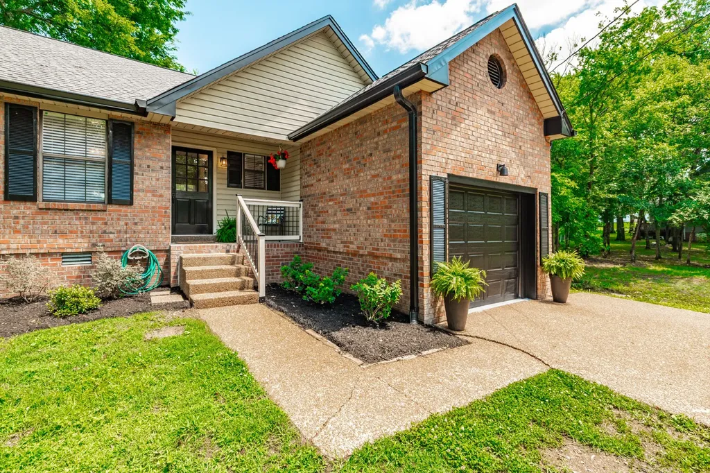 442 Hancock Street Gallatin TN 37066