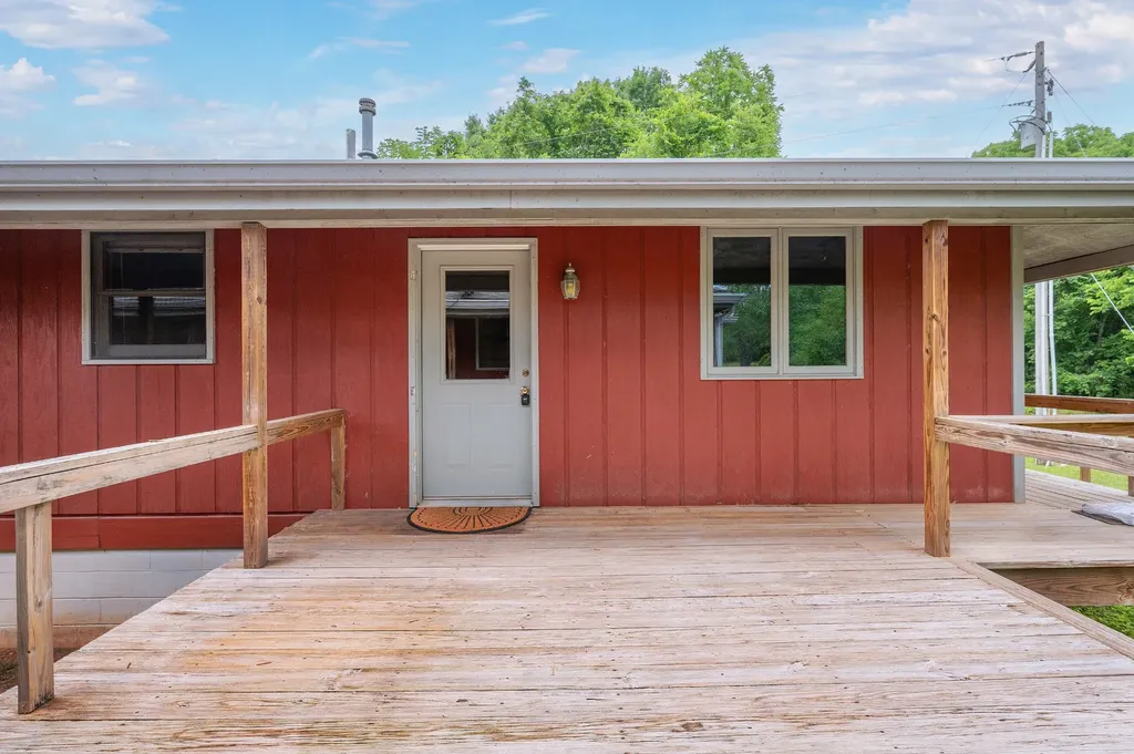 859 Flat Woods Road Lebanon TN 37090