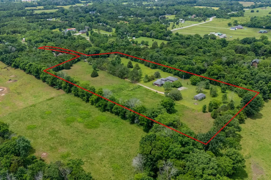 859 Flat Woods Road Lebanon TN 37090