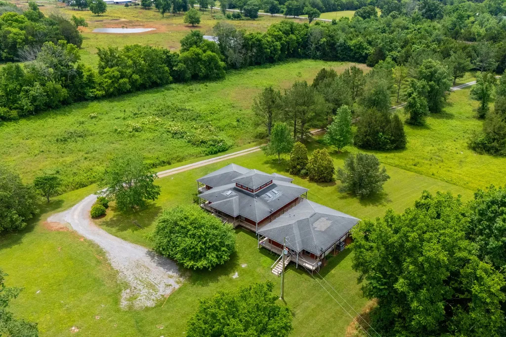 859 Flat Woods Road Lebanon TN 37090