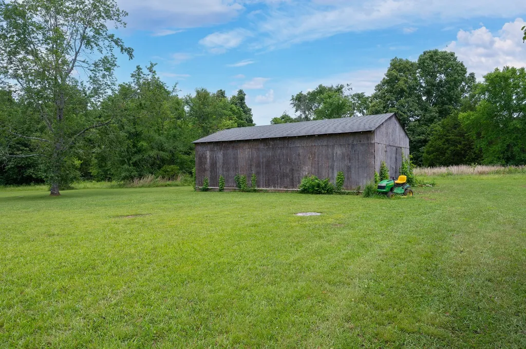 859 Flat Woods Road Lebanon TN 37090