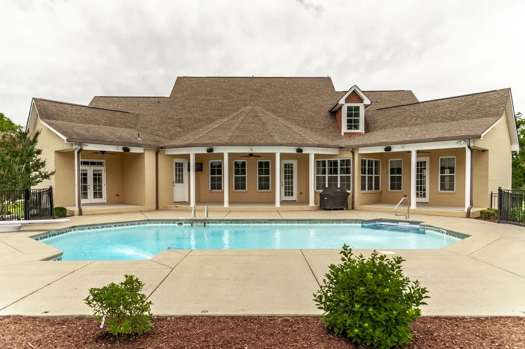 835 Douglas Bend Road Gallatin TN 37066
