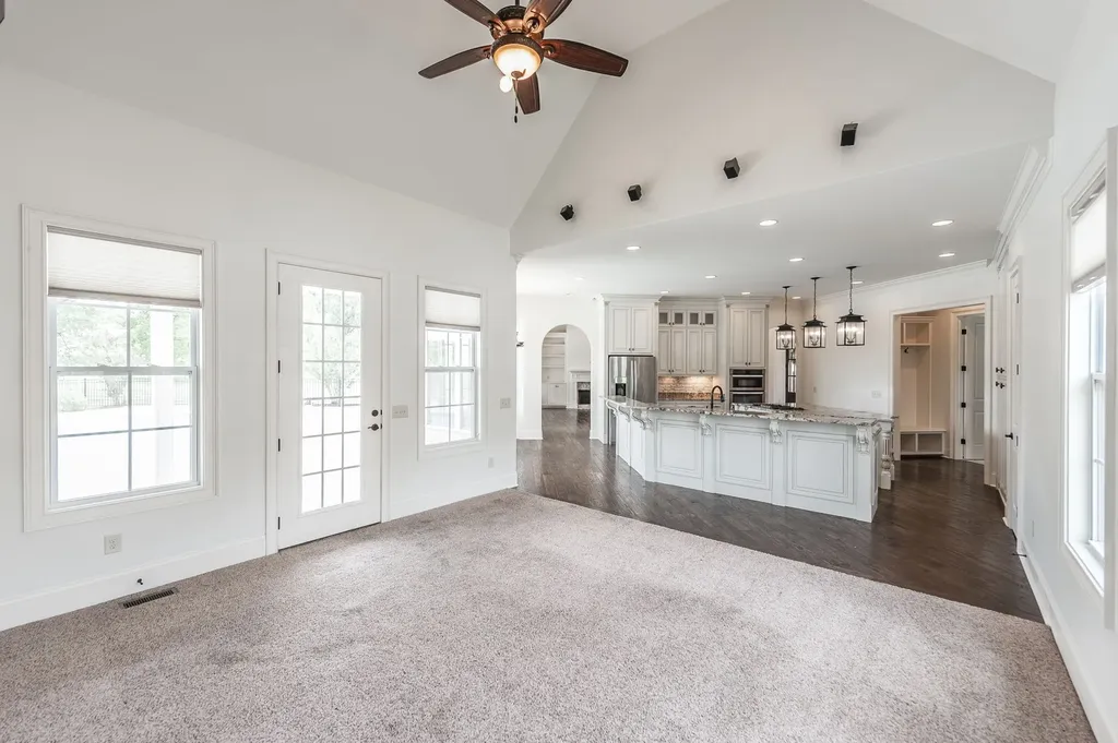 835 Douglas Bend Road Gallatin TN 37066