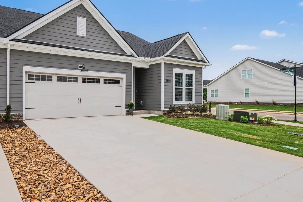 2406 Audubon Lane Murfreesboro TN 37128