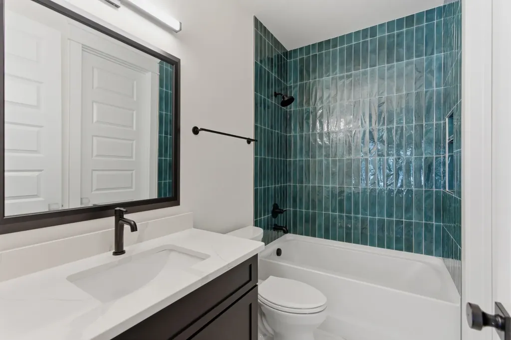 900B Gale Lane Nashville TN 37204