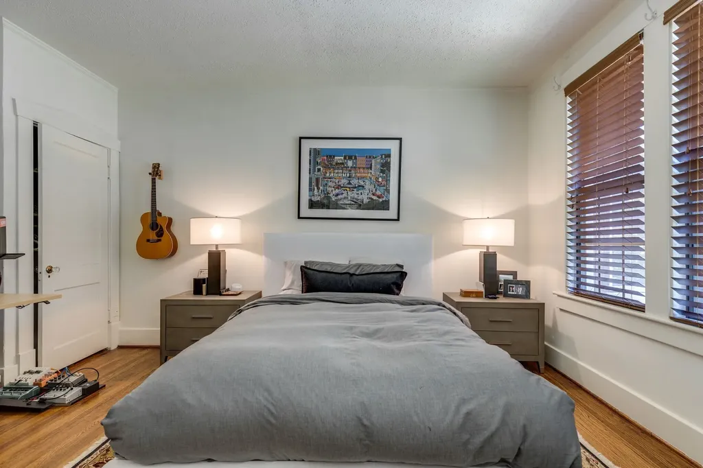 1711 18th Ave, S Nashville TN 37212