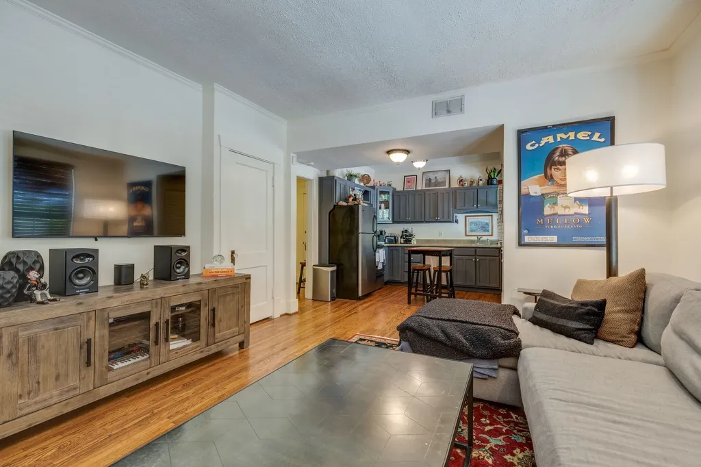 1711 18th Ave, S Nashville TN 37212