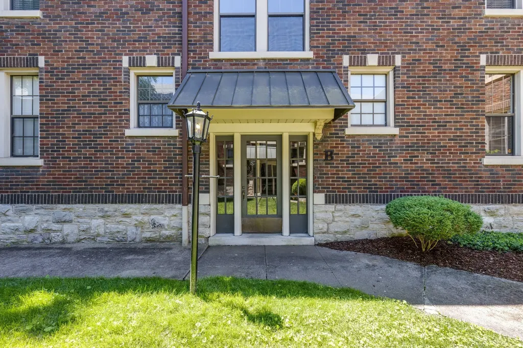 1711 18th Ave, S Nashville TN 37212