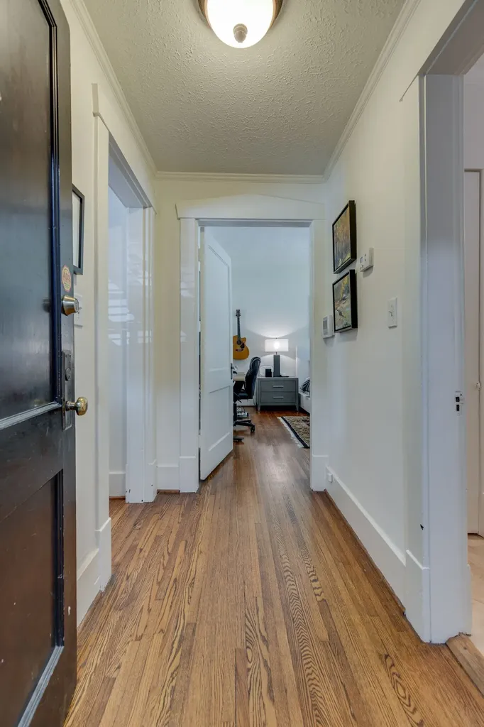 1711 18th Ave, S Nashville TN 37212