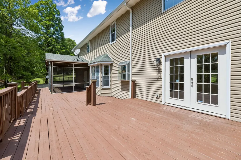7555 County Line Road Fairview TN 37062