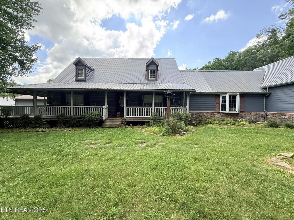1036 Dye Road Clarkrange TN 38553