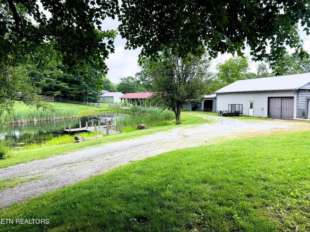 1036 Dye Road Clarkrange TN 38553
