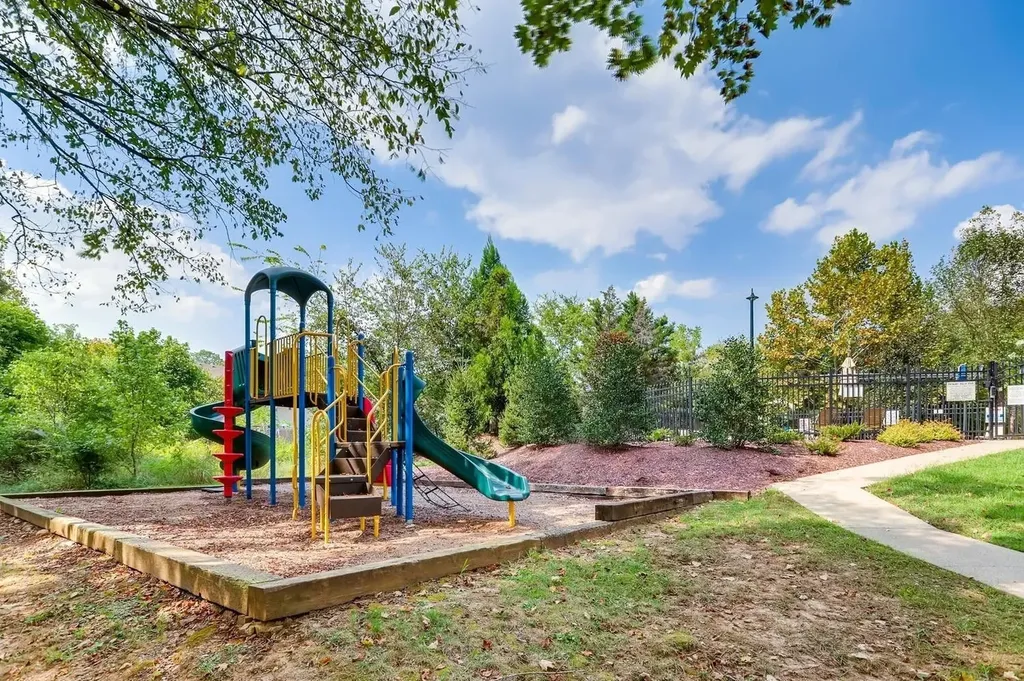 1922 Dunedin Drive Old Hickory TN 37138