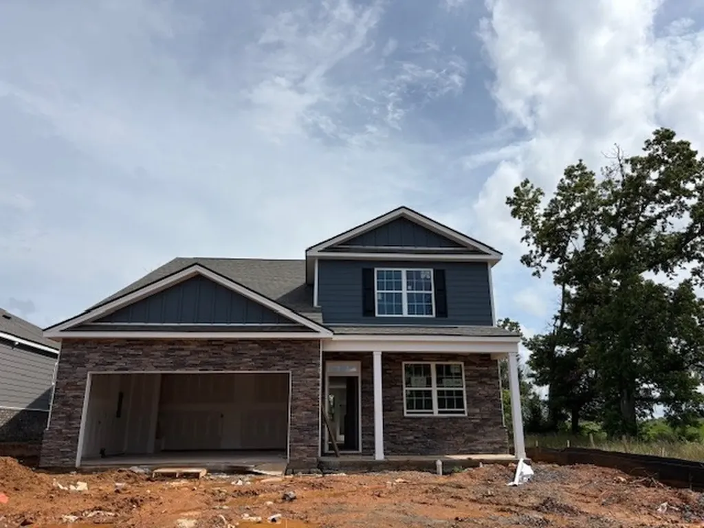 1095 Menge Avenue White House TN 37188