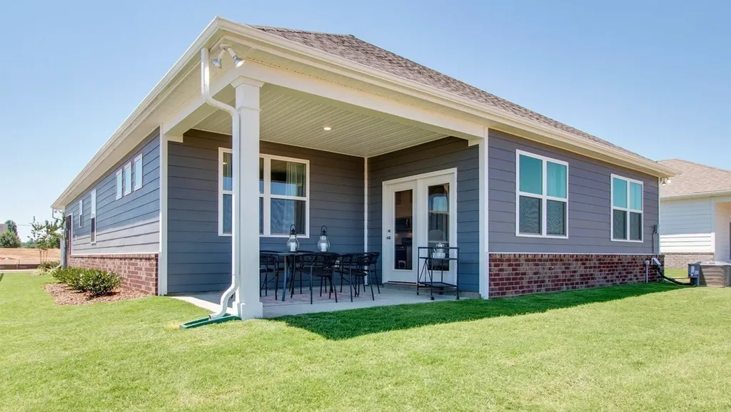 2207 Quinn Drive White House TN 37188
