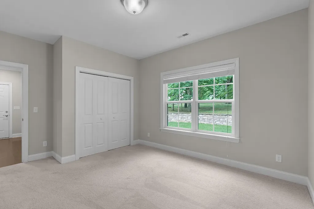 2415 Anchor Trail Signal Mountain TN 37377