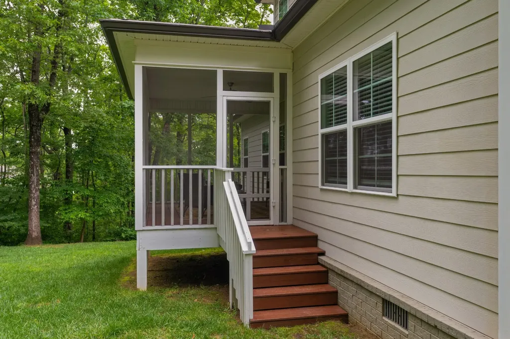 2415 Anchor Trail Signal Mountain TN 37377