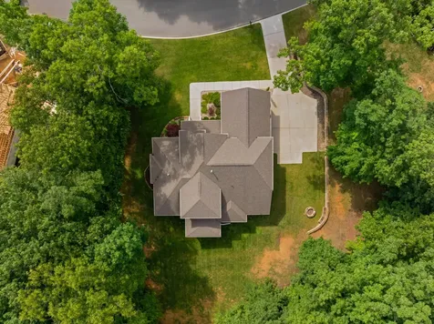 2415 Anchor Trail Signal Mountain TN 37377