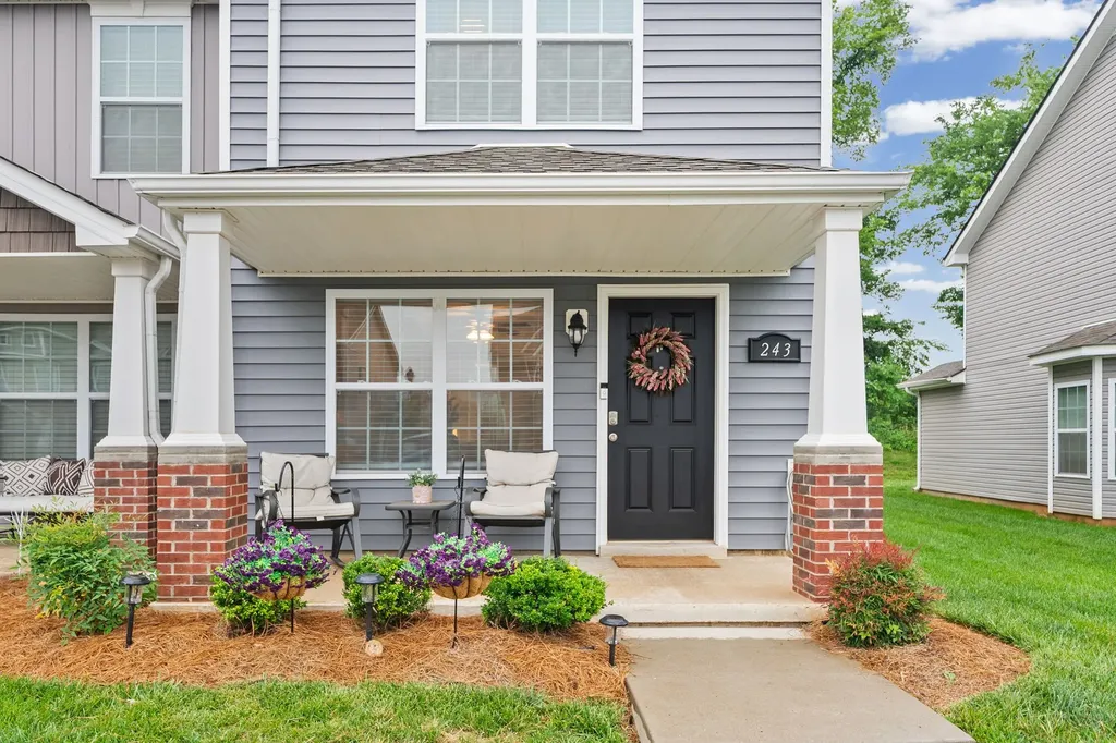 243 Alexander Boulevard Clarksville TN 37040