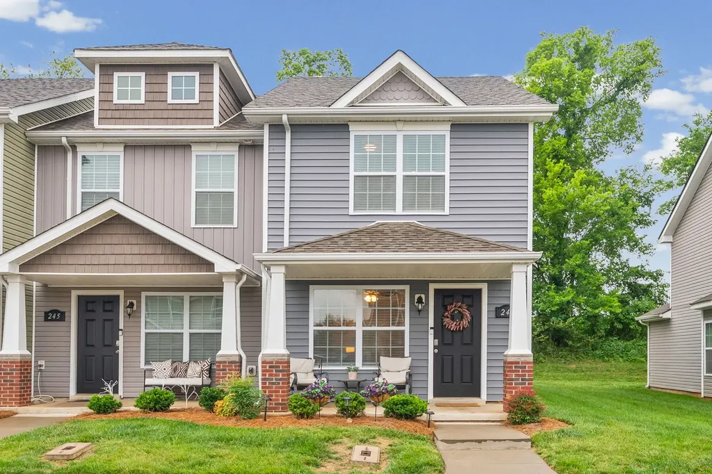 243 Alexander Boulevard Clarksville TN 37040