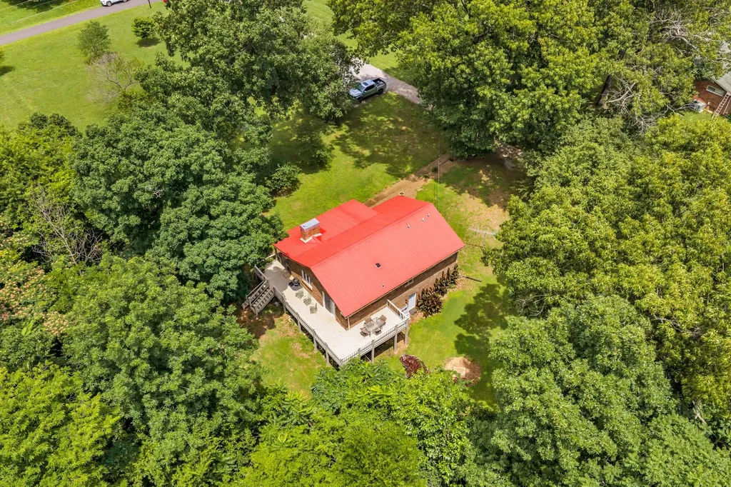 830 Hadley Road Clarksville TN 37042
