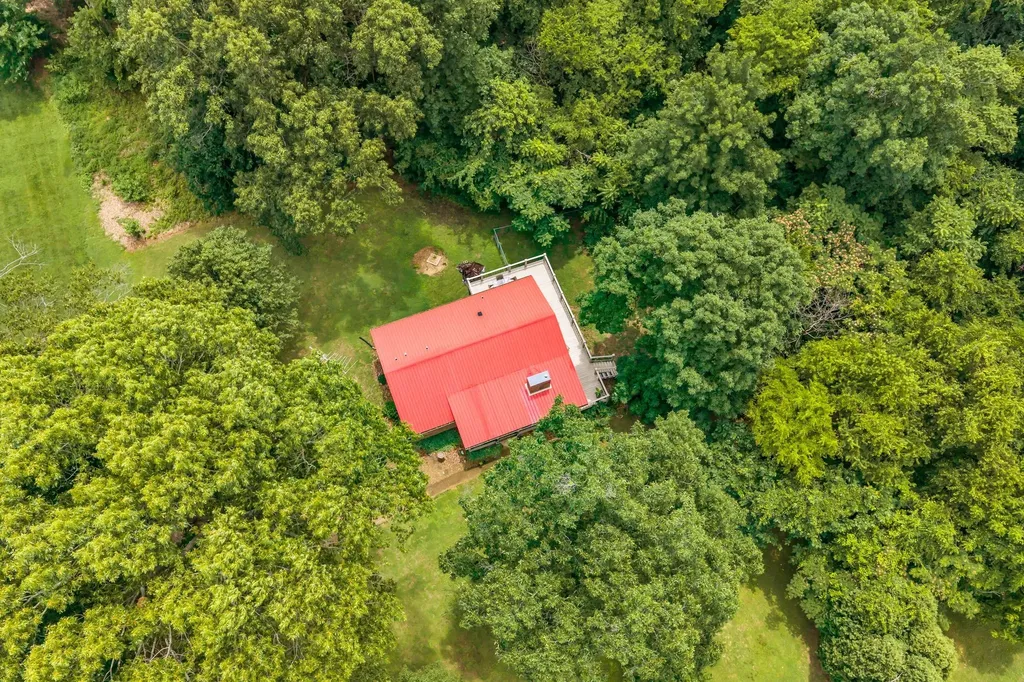 830 Hadley Road Clarksville TN 37042