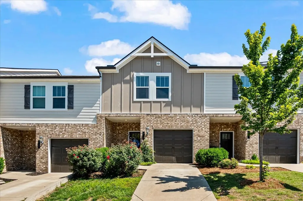 820 Arrington Way Columbia TN 38401