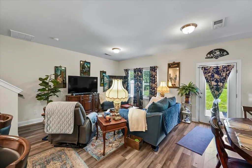 820 Arrington Way Columbia TN 38401