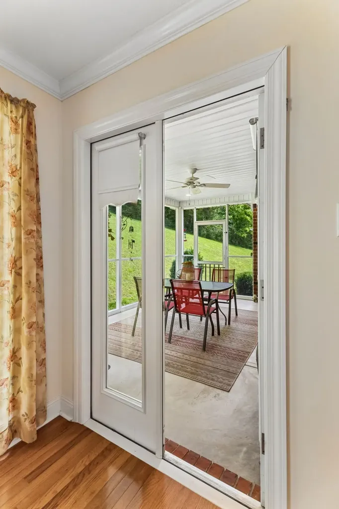 2865 Spring Place Road Belfast TN 37019