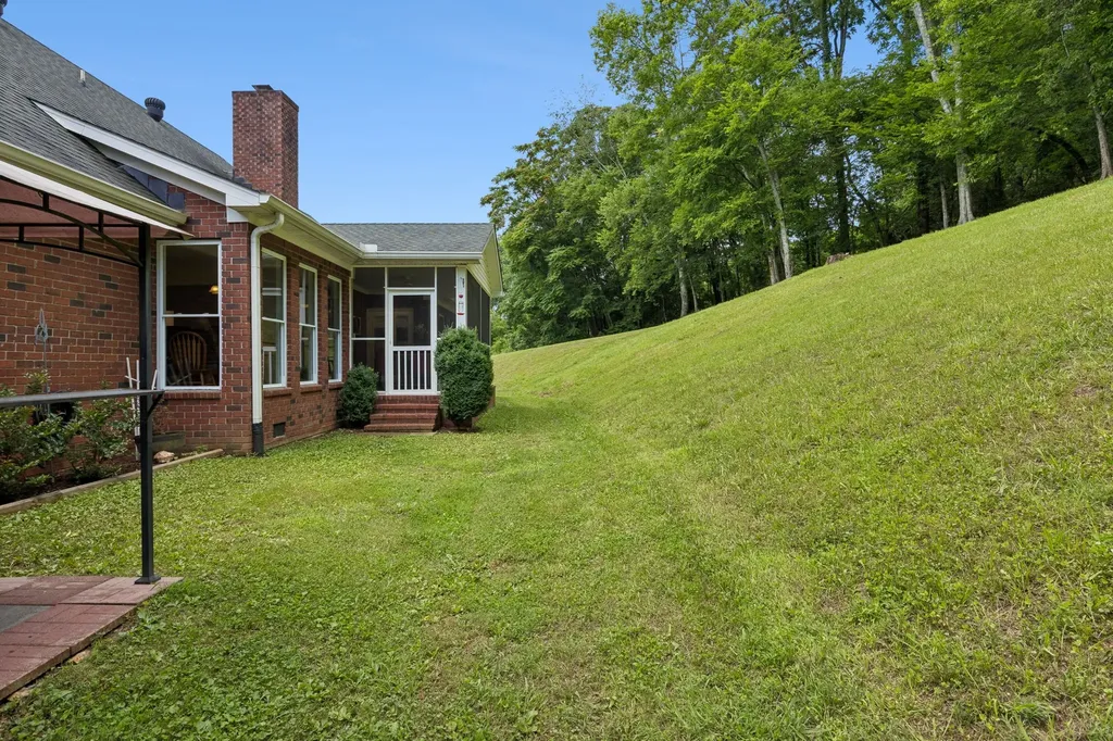 2865 Spring Place Road Belfast TN 37019