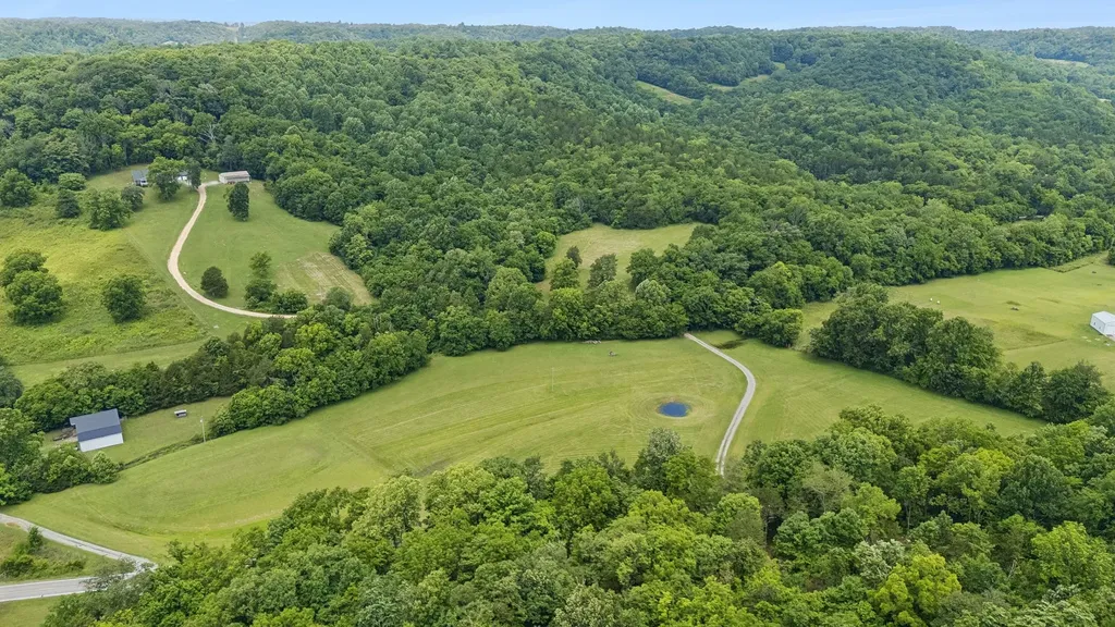 2865 Spring Place Road Belfast TN 37019