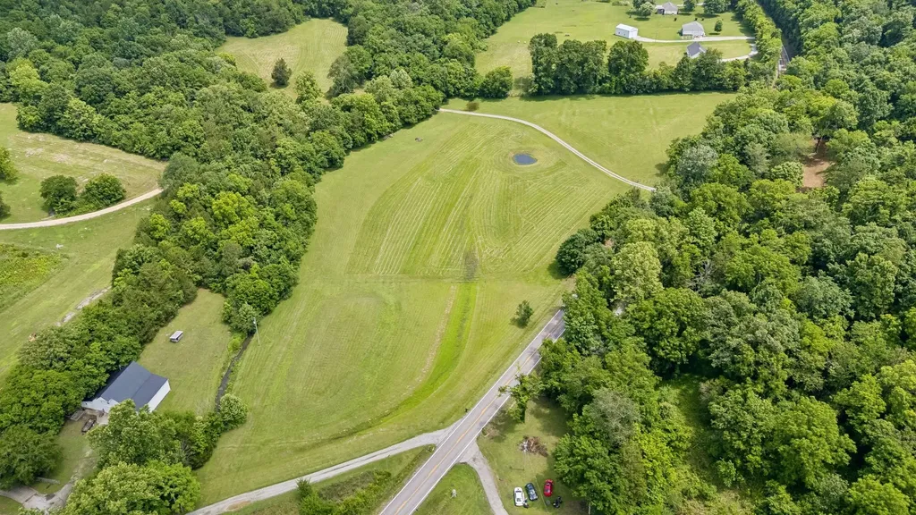 2865 Spring Place Road Belfast TN 37019