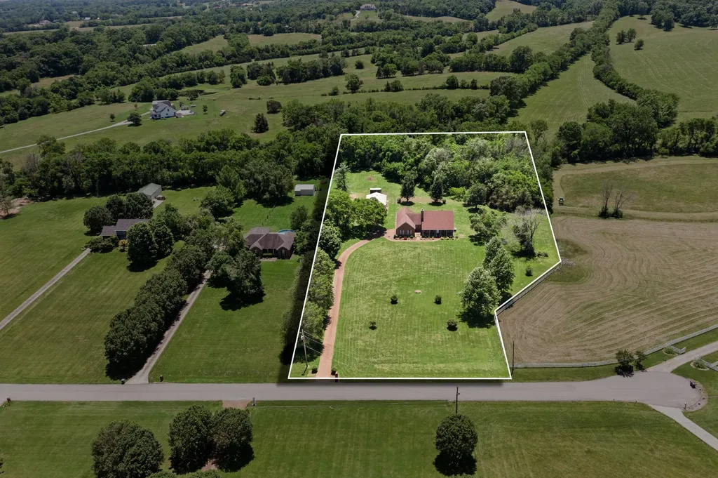 219 Lankford Lane Gallatin TN 37066