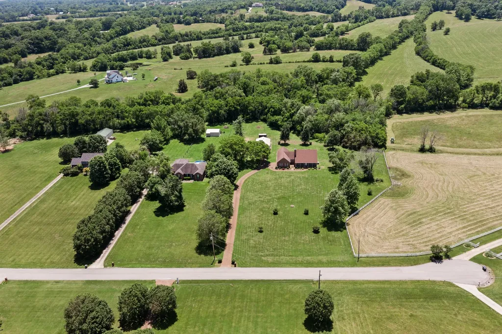 219 Lankford Lane Gallatin TN 37066