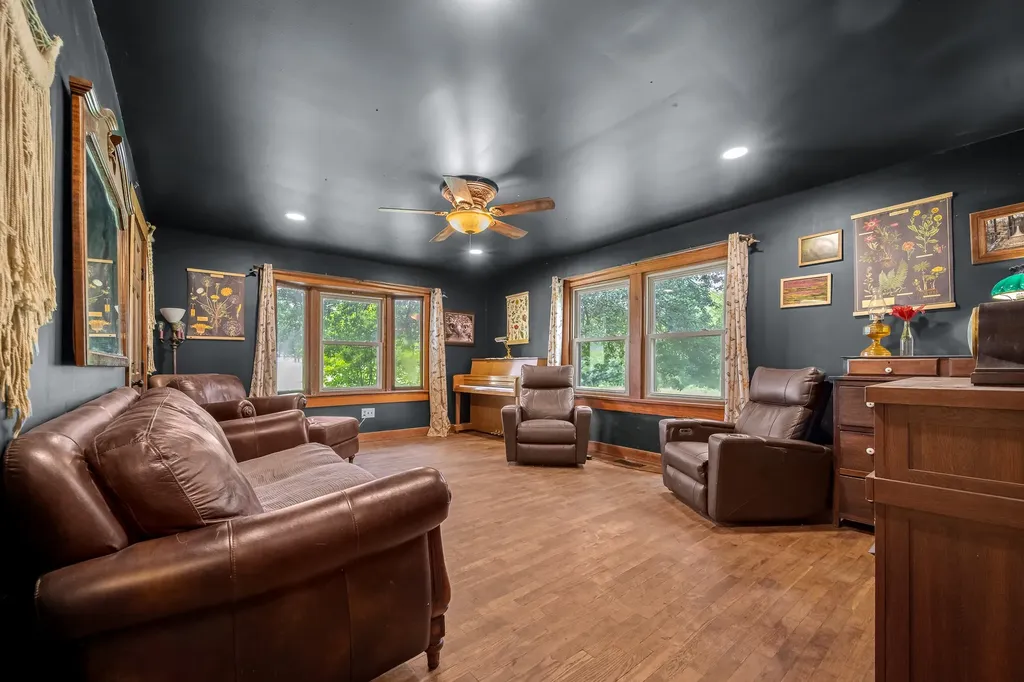 5825 Cobb Hollow Road Tullahoma TN 37388