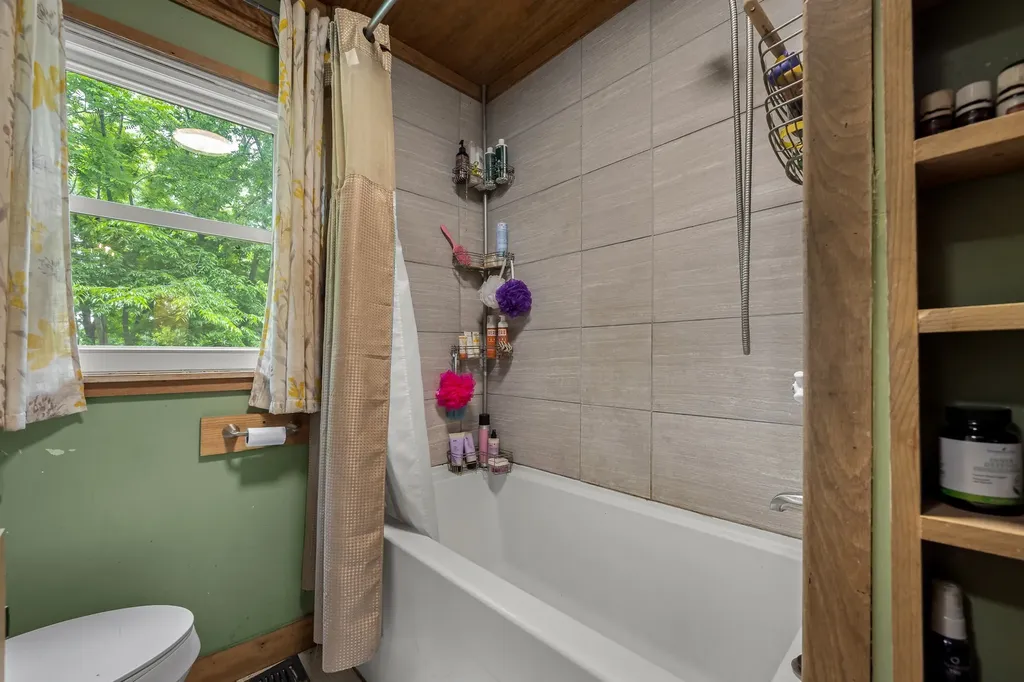 5825 Cobb Hollow Road Tullahoma TN 37388