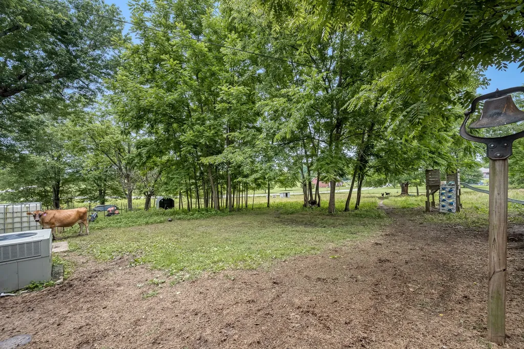 5825 Cobb Hollow Road Tullahoma TN 37388