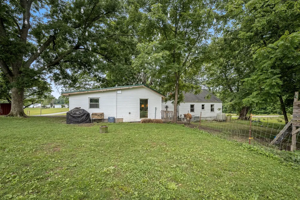 5825 Cobb Hollow Road Tullahoma TN 37388