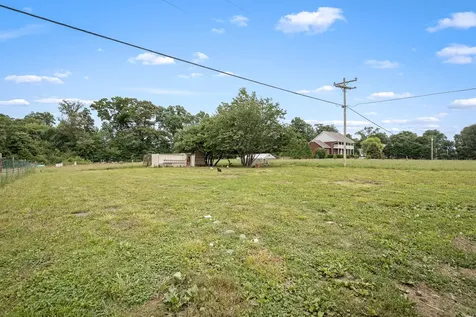 5825 Cobb Hollow Road Tullahoma TN 37388