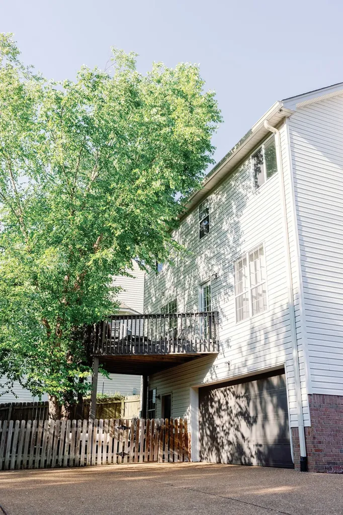 2308 Sunnett Place Nashville TN 37211