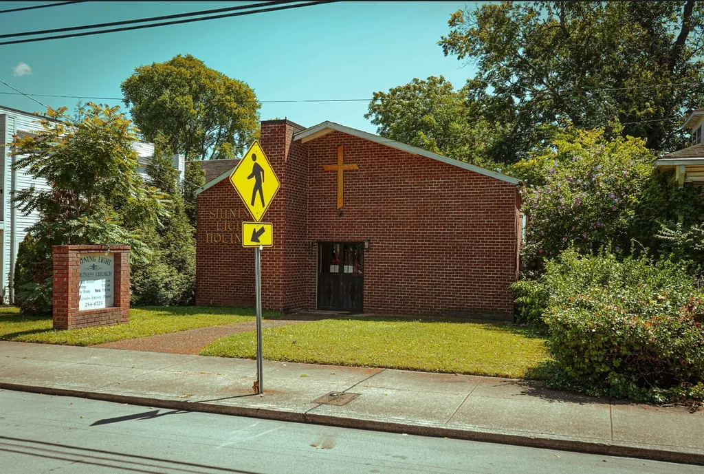 1828 9th Ave, N Nashville TN 37208