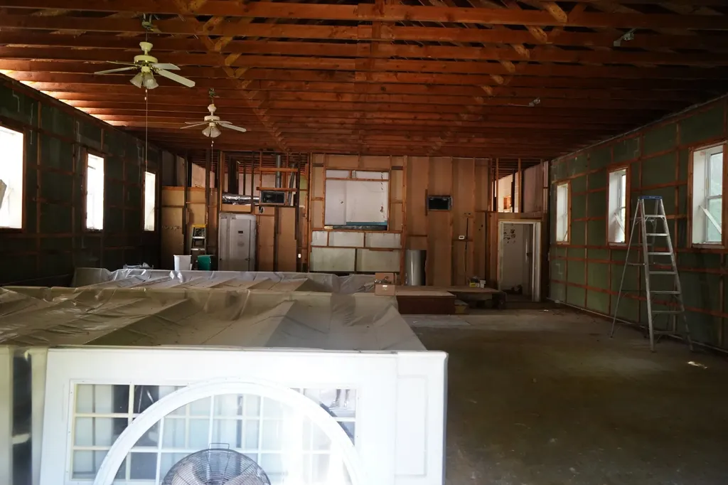 1828 9th Ave, N Nashville TN 37208
