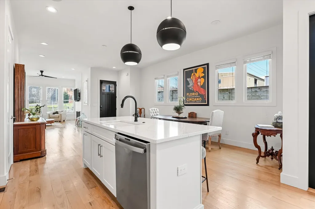 307 S 10th Street Nashville TN 37206